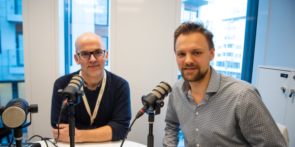 Bilde av Torkil og Jon-Thomas i studio for Bouvet Bobler 